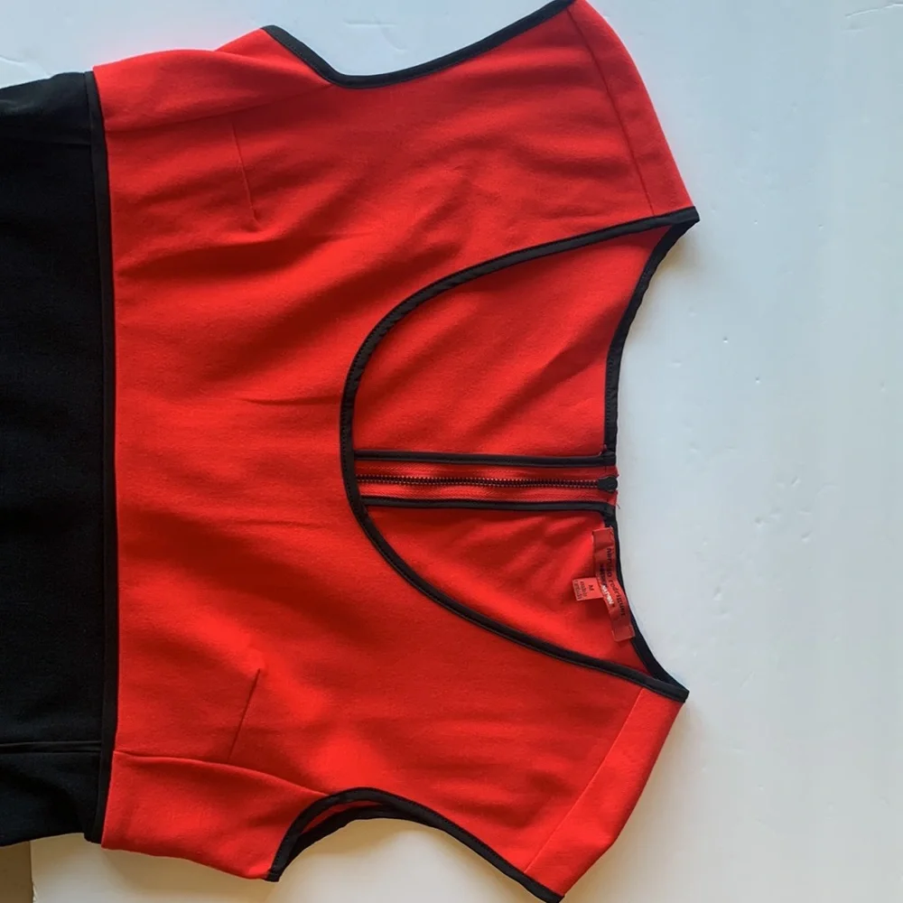 Narciso Rodriguez for Design Nation Red/Black form-fitting Knit Stretch Dress - Picture 4 of 12